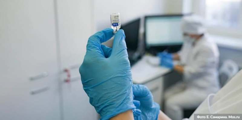Около миллиона горожан уже защитились от коронавируса с помощью вакцины